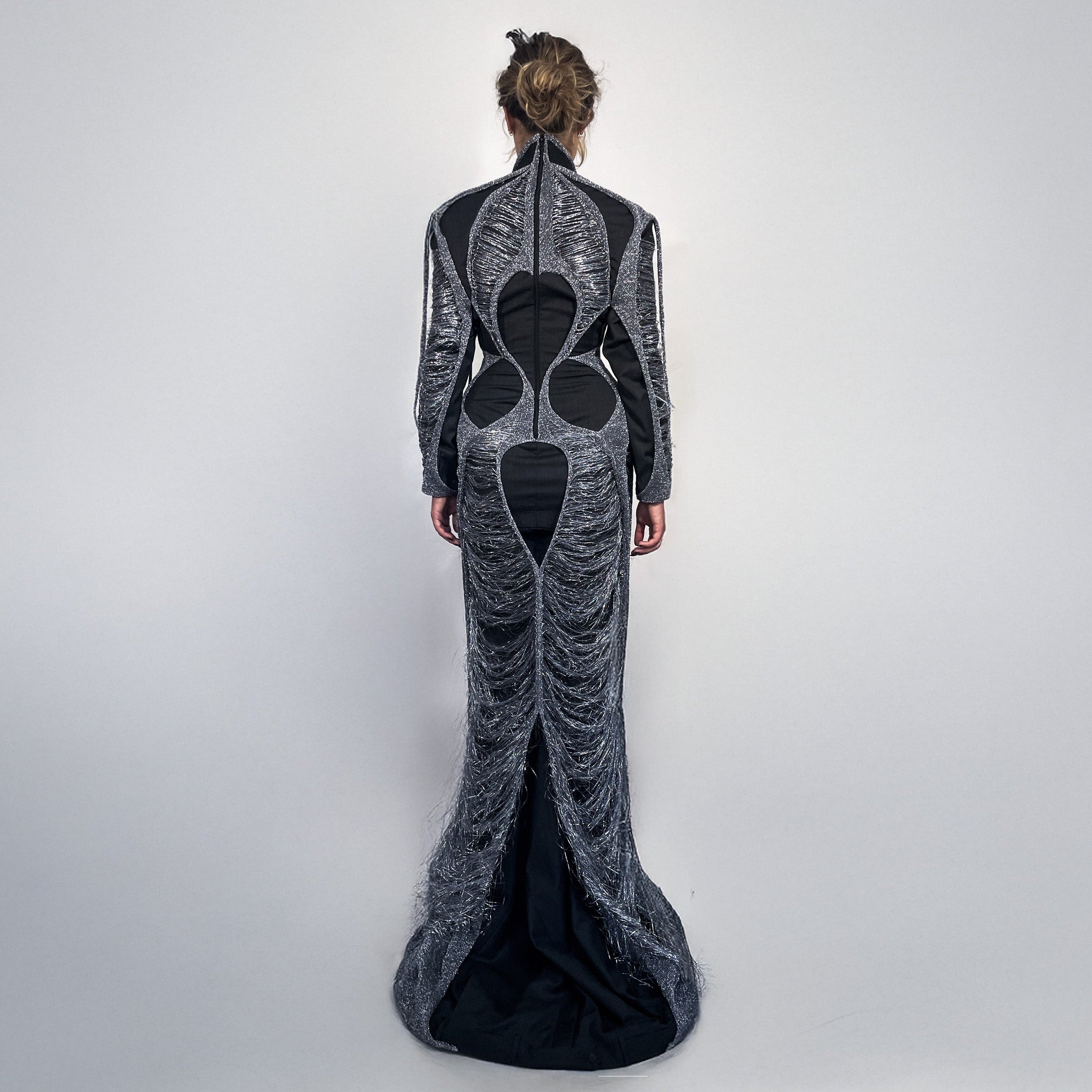 3DKnit Metalic Silver Gown VIDIC 3DKnit Metalic Silver Gown VIDIC